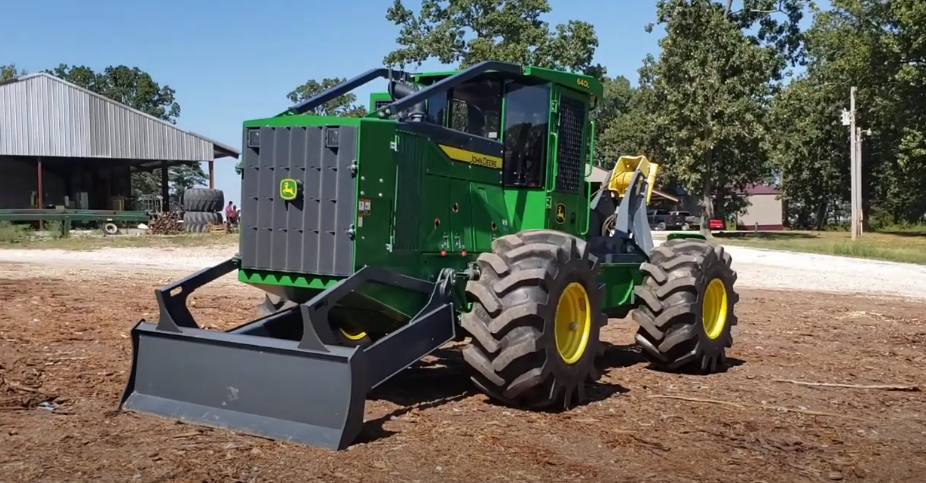 John Deere 640L